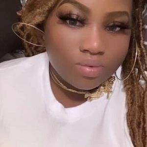 Meet your Posher, Love